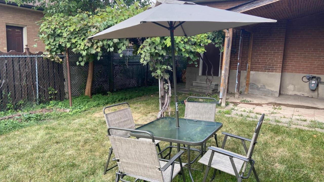 Spectacular 3 Bedroom 2 Wr House - Close To Airport Toronto Exterior foto