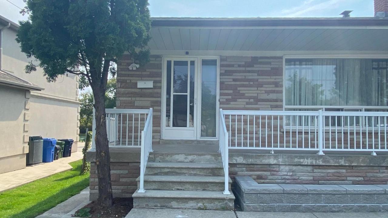 Spectacular 3 Bedroom 2 Wr House - Close To Airport Toronto Exterior foto