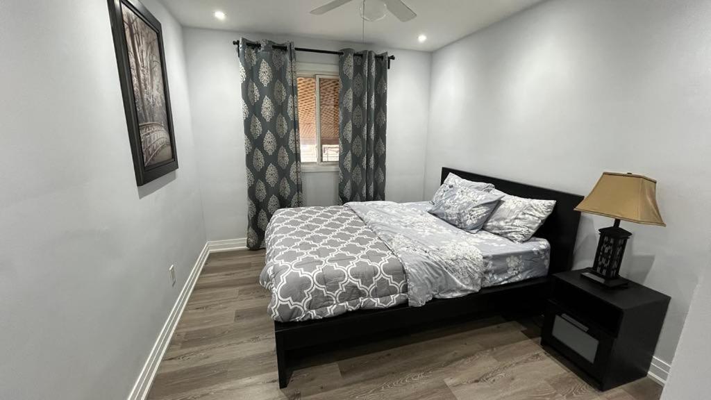 Spectacular 3 Bedroom 2 Wr House - Close To Airport Toronto Exterior foto